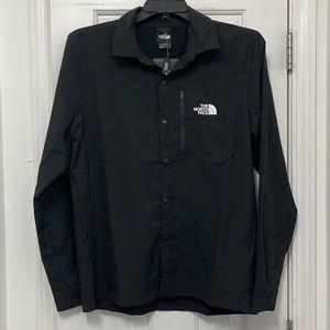 Men’s The North Face First Trail Med. Black Long Sleeve Button Down Shirt